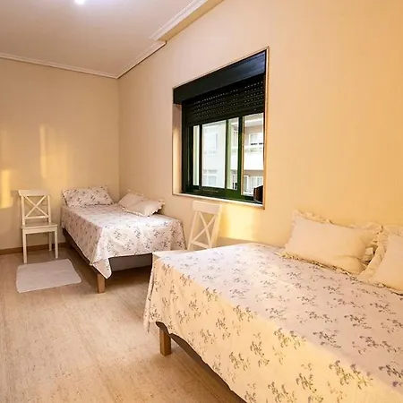 Apartamento Primera Linea De Playa Samil Vigo