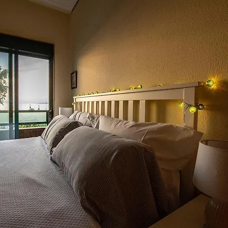 Apartamento Primera Linea De Playa Samil Vigo