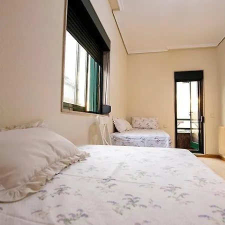 Apartamento Primera Linea De Playa Samil * Vigo